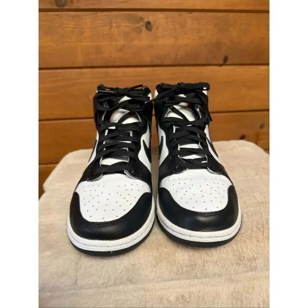 Nike Womans  Dunk High Retro sneakers black/ white 